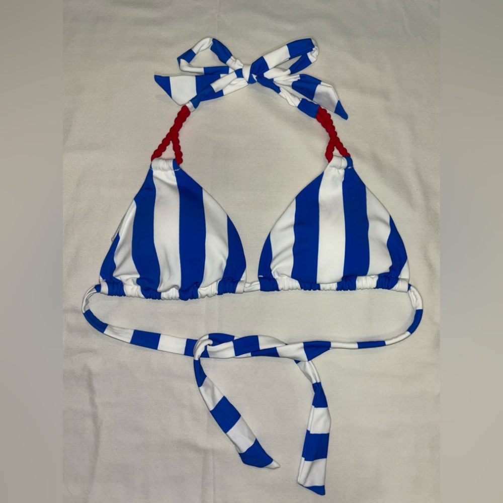NWOT  Barred bikini top